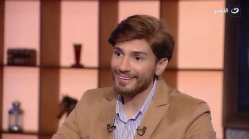 العندليب كان ماشي على الموضة.. شادي شامل ينشر صوره نادره لعبد الحليم