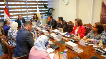 منال عوض: تعزيز الكفاءات الإدارية يعكس التزام الدولة بتطوير منظومة العمل المحلي والبيئي منال عوض: تعزيز الكفاءات الإدارية يعكس التزام الدولة بتطوير منظومة العمل المحلي والبيئي