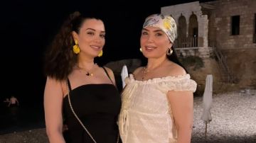 اللي بتلم مصايبي.. مروة صبري تعلق على صورتها مع شقيقتها عبير صبري اللي بتلم مصايبي.. مروة صبري تعلق على صورتها مع شقيقتها عبير صبري