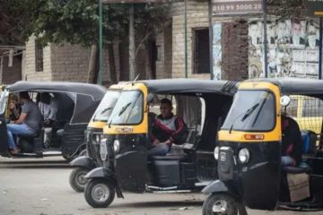 سائق توك توك يهدد بإحراق سيارة في مشاجرة بسبب أولوية المرور سائق توك توك يهدد بإحراق سيارة في مشاجرة بسبب أولوية المرور