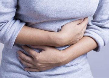 للتخلص من الإمساك المزمن.. 3 تمارين بسيطة مع هذا المشروب (صور) للتخلص من الإمساك المزمن.. 3 تمارين بسيطة مع هذا المشروب (صور)