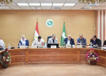 محافظ الشرقية يناقش تفعيل دور اتحاد الشاغلين للعمارات السكنية محافظ الشرقية يناقش تفعيل دور اتحاد الشاغلين للعمارات السكنية