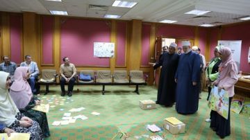 وكيل الأزهر يتفقد برنامج تدريب معلمي الإنجليزية على مهارات النطق