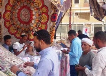  آيس كريم ولانشون ومخلل .. ضبط طن و302 كيلو مواد غذائية فاسدة في أسوان