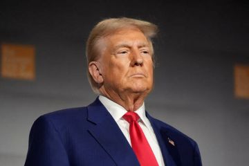 ترامب: رئيس البنك الفيدرالي يضر بالإسكان ترامب: رئيس البنك الفيدرالي يضر بالإسكان