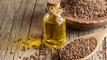 رغم فوائدها.. أضرار غير متوقعة لـ بذور الكتان رغم فوائدها.. أضرار غير متوقعة لـ بذور الكتان
