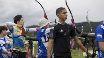 رقم قياسي أفريقي لإسماعيل عز الدين لاعب منتخب الشباب للقوس والسهم رقم قياسي أفريقي لإسماعيل عز الدين لاعب منتخب الشباب للقوس والسهم