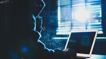 أستاذ ملكية فكرية: الذكاء الاصطناعي فتح آفاقا واسعة لصناعة الفيديوهات من أجل تحقيق الأرباح