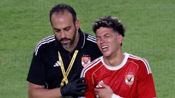 خبر سار.. إمام عاشور يشارك تدريجيا في تدريبات الأهلي