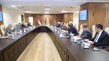 2.3 مليار جنيه دعم صندوق الطوارئ لعمال المنشآت المتعثرة 2.3 مليار جنيه دعم صندوق الطوارئ لعمال المنشآت المتعثرة