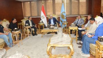 محافظ الغربية: تذليل معوقات مشروعات مياه الشرب والصرف الصحي بزفتى