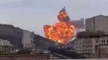 مقتل اثنين وإصابة أخرين في غارات إسرائيلية على صنعاء مقتل اثنين وإصابة أخرين في غارات إسرائيلية على صنعاء