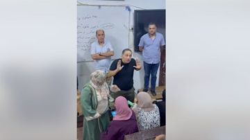 جدل واسع بعد تصريحات مدير مدرسة إمبابة: البكالوريا مرسيدس والثانوية 128 (فيديو) جدل واسع بعد تصريحات مدير مدرسة إمبابة: البكالوريا مرسيدس والثانوية 128 (فيديو)