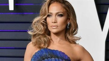 جينيفر لوبيز في شرم الشيخ تستمتع بأجواء البحر