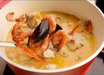 طريقة عمل شوربة السي فود.. اكتشف سر الطعم المميز فواكه البحر 