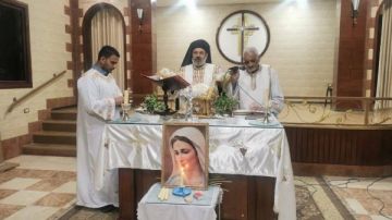 الأنبا توما يترأس صلوات اليوم الثاني من رياضة صوم السيدة العذراء بسوهاج