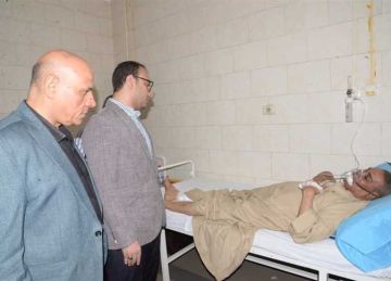 محافظ أسيوط يتابع ضحايا حادث الطريق الصحراوي ويوجه بسرعة تقديم الدعم للمصابين