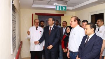 محافظ دمياط ونائب وزير الصحة يفتتحان جهاز تفتيت حصوات الكلى بدمياط العام