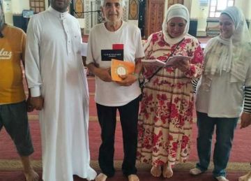 من الأرجنتين للغردقة.. ألبرت مسن يبدأ حياته باسم محمد من مسجد الميناء الكبير