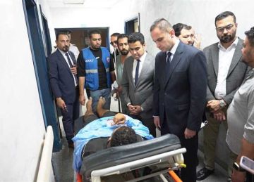 نائب وزير الصحة ونائب محافظ مطروح يطمئنان على حالة مصابي حادث الضبعة نائب وزير الصحة ونائب محافظ مطروح يطمئنان على حالة مصابي حادث الضبعة