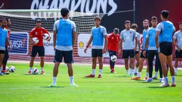 الأهلي يواصل تدريباته استعدادا لمواجهة فاركو في الدوري الأهلي يواصل تدريباته استعدادا لمواجهة فاركو في الدوري