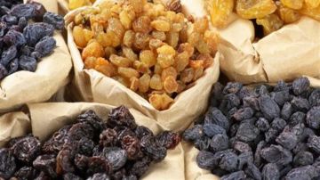 الصناعة: نعمل على إنشاء مجمع صناعي متطور لإنتاج الزبيب الصناعة: نعمل على إنشاء مجمع صناعي متطور لإنتاج الزبيب