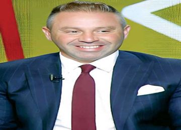 حازم إمام ينتقد نجم الزمالك ويطالب باستبداله أمام مودرن سبورت في الدوري حازم إمام ينتقد نجم الزمالك ويطالب باستبداله أمام مودرن سبورت في الدوري