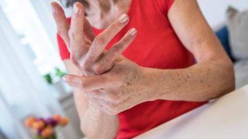 ماذا تعرف عن النقرس.. وما علاقته بأمراض الكلى وآلام المفاصل؟ ماذا تعرف عن النقرس.. وما علاقته بأمراض الكلى وآلام المفاصل؟