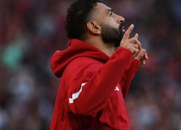 وحش وجعلني استسلم .. نجم ليفربول يبوح بأسرار صادمة عن محمد صلاح  وحش وجعلني استسلم .. نجم ليفربول يبوح بأسرار صادمة عن محمد صلاح