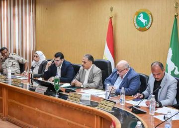 انتخابات الشيوخ 2025.. محافظ الشرقية يترأس غرفة العمليات الرئيسية لمتابعة سير انتظام اليوم الأول انتخابات الشيوخ 2025.. محافظ الشرقية يترأس غرفة العمليات الرئيسية لمتابعة سير انتظام اليوم الأول