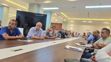 رئيس جهاز حدائق أكتوبر يعقد اجتماعا موسعا مع الشركات المنفذة لأعمال المرافق والطرق