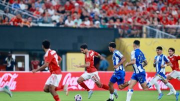 فاركو أحد أضعف فرق الدوري .. إعلامي يعلق على مباراة الأهلي