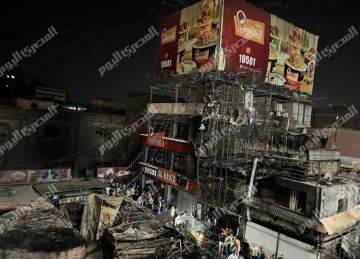 كل حاجة راحت .. المصرى اليوم ترصد 10 مشاهد من حريق محال شبرا الخيمة كل حاجة راحت .. المصرى اليوم ترصد 10 مشاهد من حريق محال شبرا الخيمة