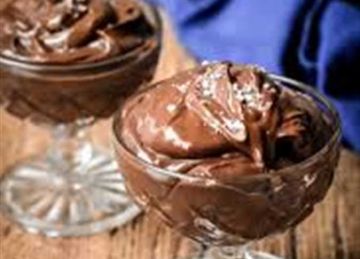 مش هتندمي .. حضري مهلبية الشوكولاتة بالبيض المسلوق وتمتعي بتجربة جديدة (الطريقة والخطوات) مش هتندمي .. حضري مهلبية الشوكولاتة بالبيض المسلوق وتمتعي بتجربة جديدة (الطريقة والخطوات)