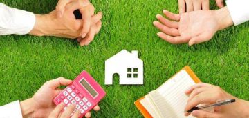 أمين الفتوى: المال الموهوب من الأب في حياته لا يدخل في الميراث