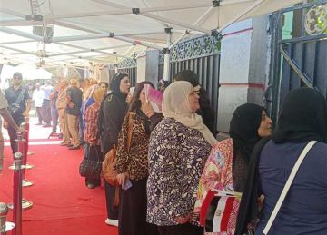 استمرار توافد المواطنين للتصويت في انتخابات مجلس الشيوخ 2025 بمدرسة قصر الدوبارة استمرار توافد المواطنين للتصويت في انتخابات مجلس الشيوخ 2025 بمدرسة قصر الدوبارة