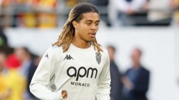 نيوم يواصل تدعيم صفوفه بضم الموهبة الفرنسية سايمون بوابري من موناكو