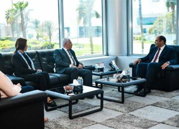 بروتوكول تعاون بين حماية المنافسة و أكاديمية العلوم الإدارية 