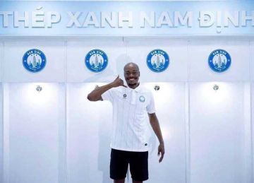 رسميا.. بيرسي تاو ينتقل إلى الدوري الفيتنامي