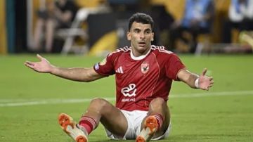 زيزو يخوض أول مواجهة أمام بيراميدز بقميص الأهلي زيزو يخوض أول مواجهة أمام بيراميدز بقميص الأهلي