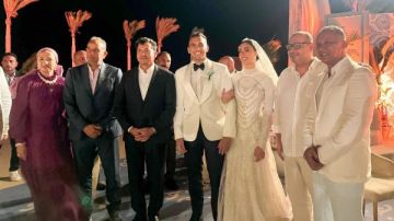 وزير الرياضة ورئيس اللجنة الأولمبية يشاركان البطل أحمد الجندي فرحته بزفافه