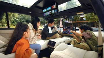 أخبار السيارات أول سيارة نص نقل كهربائية.. تدهور مبيعات كيا 2025