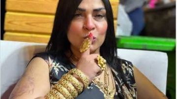 دهب ودولارات وبلاغات.. من هي ليلى الشبح التي أشعلت السوشيال ميديا؟