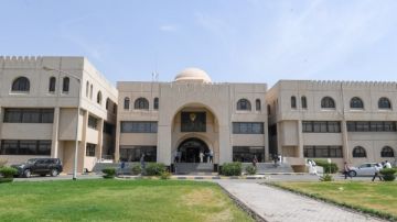 عشرات الوفيات والإصابات.. الكويت تكشف آخر إحصائيات ضحايا التسمم بسبب الكحول