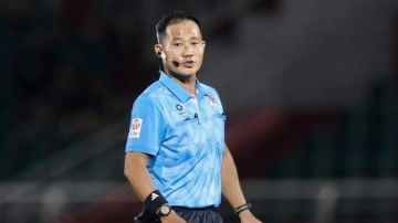 سقط على الأرض ..وفاة الحكم الفيتنامي تران دينه ثينه