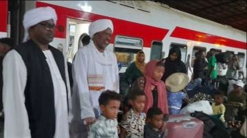 سكك حديد مصر تعلن تسيير الرحلة التاسعة لتسهيل عودة السودانيين إلى وطنهم