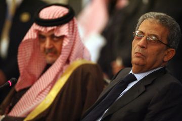 مصر.. عمرو موسى يشعل ضجة بتصريح معايير تعيين سفير السعودية وعلاء مبارك يعلق