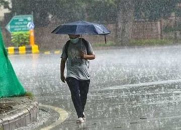 عودة الأمطار الصيفية.. بيان مهم بشأن حالة الطقس اليوم الأحد 17 أغسطس 2025 عودة الأمطار الصيفية.. بيان مهم بشأن حالة الطقس اليوم الأحد 17 أغسطس 2025