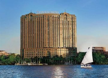 أول رجل أعمال مصري يتصدر قائمة فوربس الشرق الأوسط للسياحة والسفر 2025