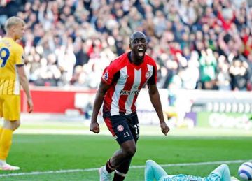 برينتفورد يرفض عرض نيوكاسل يونايتد الثاني لضم يوان ويسا